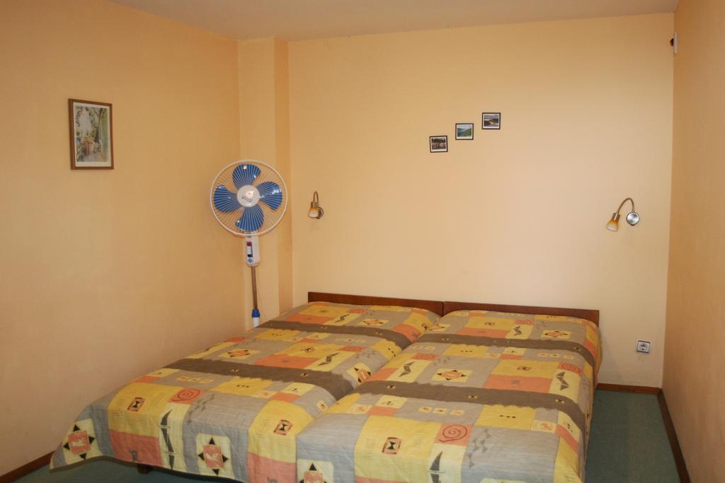 Regina's Guesthouse Balchik Værelse billede